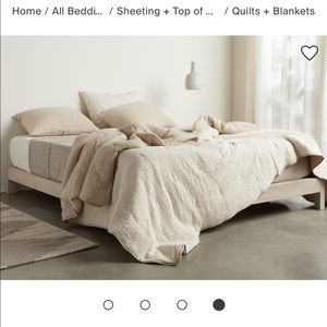 Parachute King Cloud Cotton Quilt and 2 King Shams